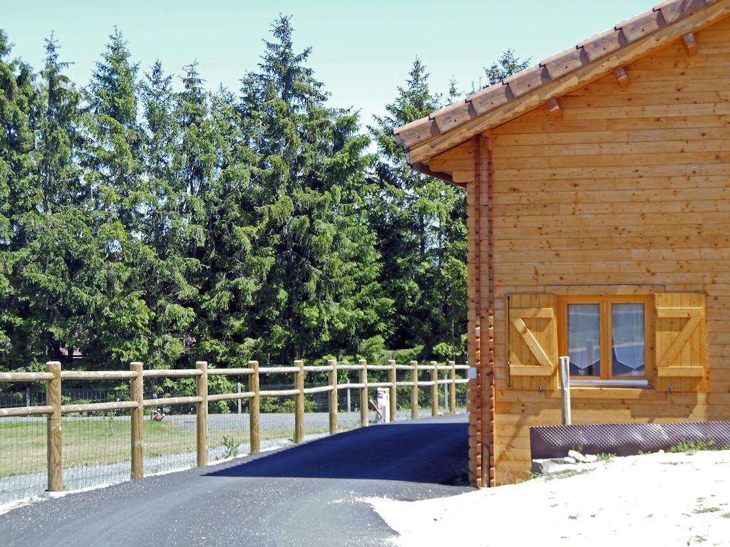 Gites Bon Air Saint-Flour  Zimmer foto